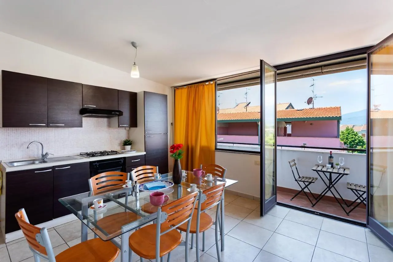 Giardini Naxos Bright Apartments With Balcony
