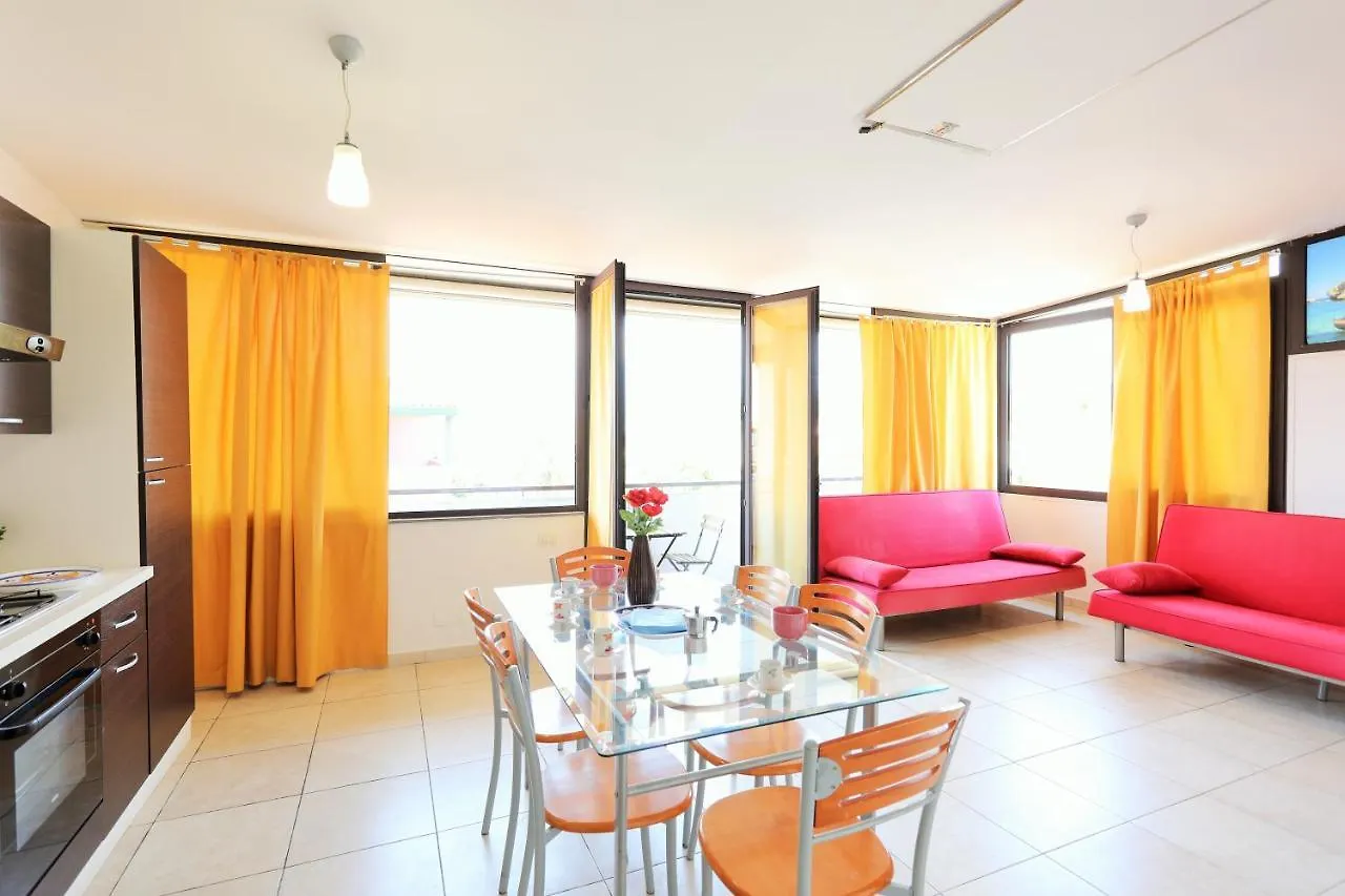 Giardini Naxos Bright Apartments With Balcony